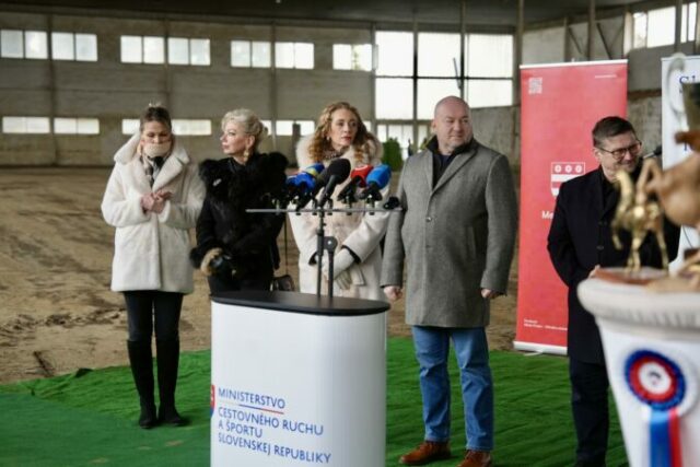 555376_huliak 676x451.jpg