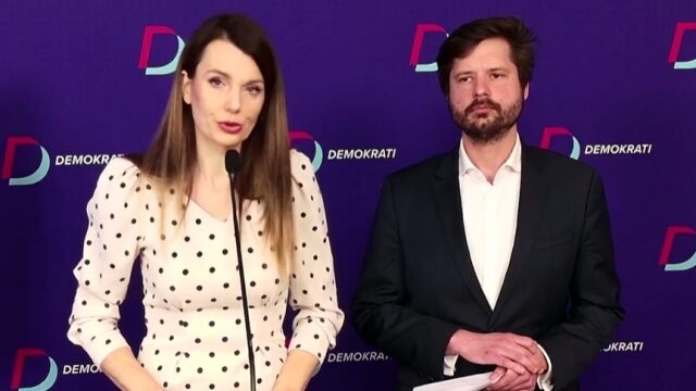 555445_demokrati 1.jpg