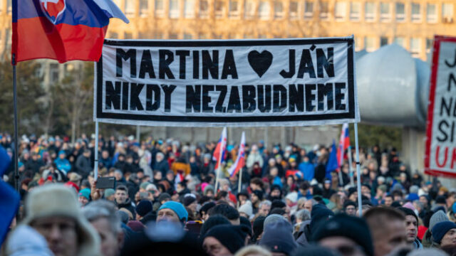 555456_protest12 676x451.jpg