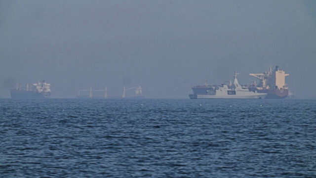 558039_emirates_iran_war_strait_of_hormuz_58689 676x451.jpg