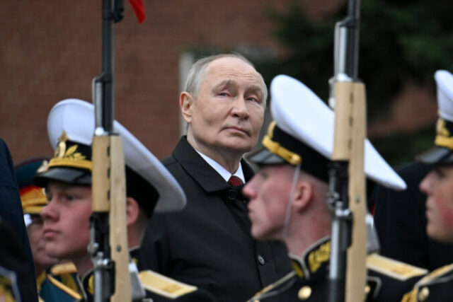 558546_russia_victory_day_56335 676x451.jpg