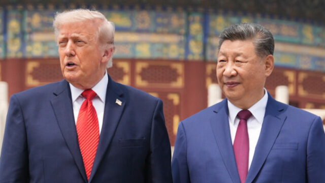 558975_trump_china__955_ 676x451.jpg