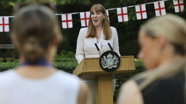 559035_britain_england_soccer_euro_2025_66948 676x451.jpg