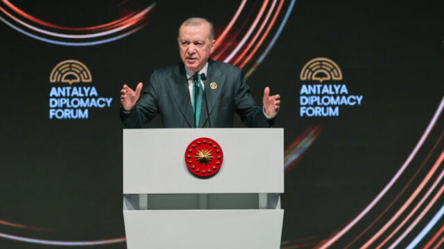 559717_turkey_diplomacy_34671 676x451.jpg