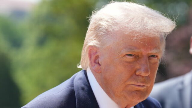 559869_trump_86813 676x451.jpg