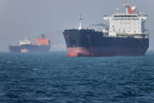 559930_iran_war_strait_of_hormuz_73647 676x451.jpg