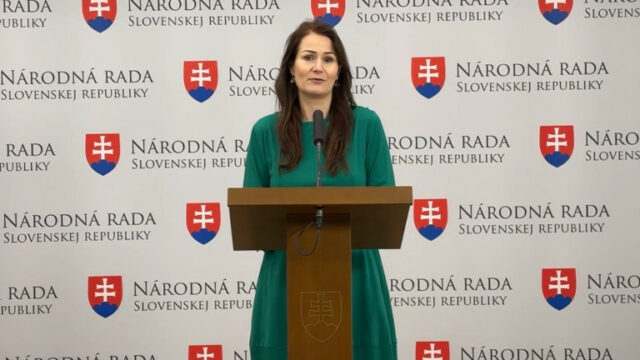 559984_holeckva.jpg
