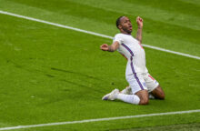 560499_aptopix_england_czech_republic_euro_2020_soccer_35847 dc6b281efb04443fba27f9c1ebcf5c71 scaled 1.jpg