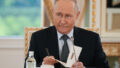 560914_russia_putin_69897 676x451.jpg