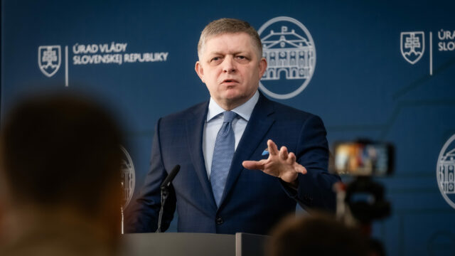 560942_premier robert fico smer sd. 2 scaled 1.jpg