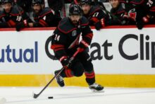 560988_stanley_cup_golden_knights_hurricanes_hockey_3627_ 676x451.jpg