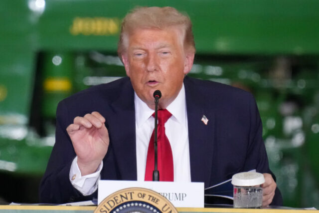 561055_trump_4458_ 676x451.jpg