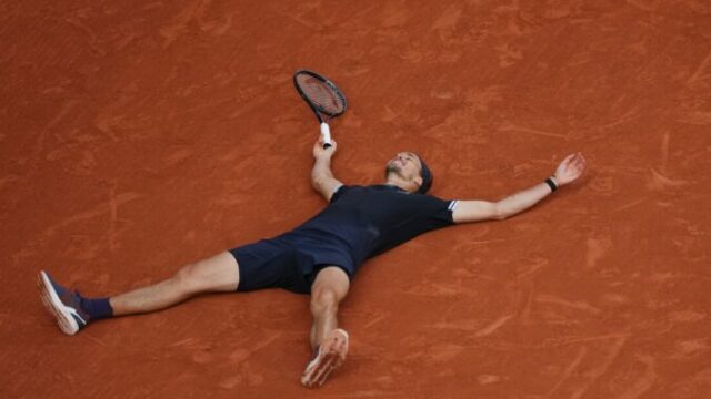 561117_french_open_tennis_37356 676x451.jpg