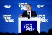 561153_britain_london_tech_week_43712 676x451.jpg