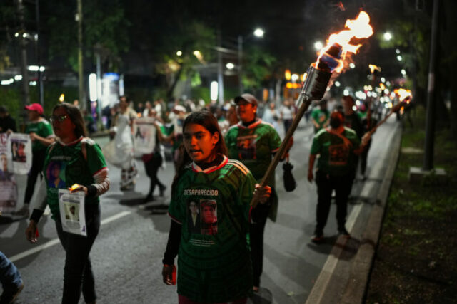 561450_mexico_disappearances_wcup_soccer_82913 676x451.jpg