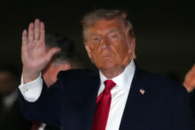 561475_trump_28993 676x451.jpg