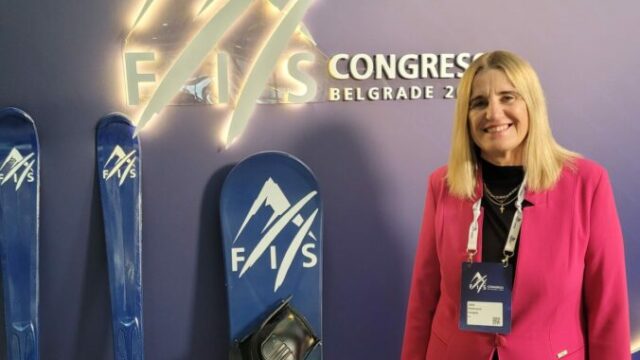561519_jana palovicova _fis kongres belehrad 2026 676x901.jpeg