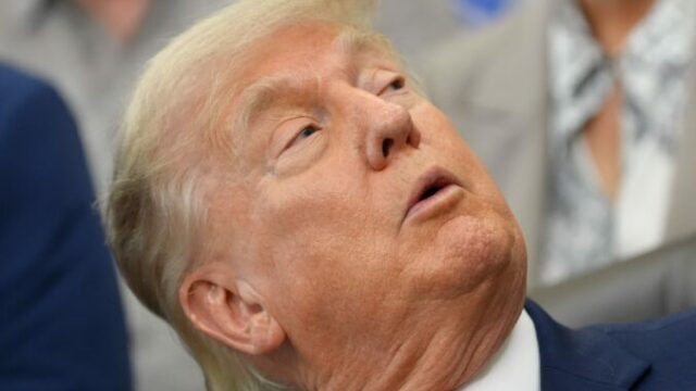 561639_trump_26848 676x452.jpg