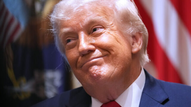 561662_trump_59972 676x451.jpg
