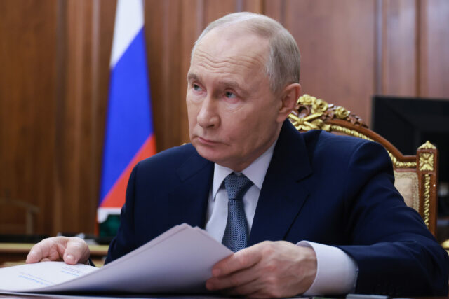 561689_russia_putin_16686 scaled.jpg