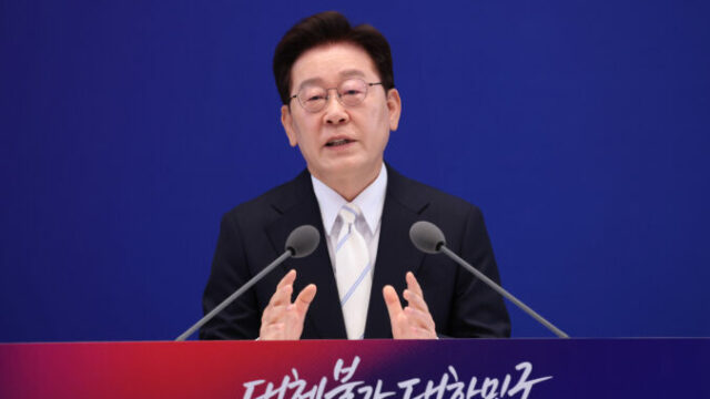 562097_south_korea_politics_5_332 676x451.jpg