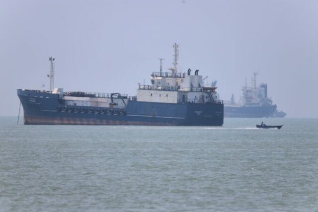 562120_iran_war_strait_of_hormuz_349_1 676x451.jpg