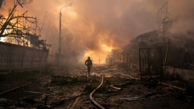 562127_aptopix_russia_ukraine_war_823_6 676x451.jpg