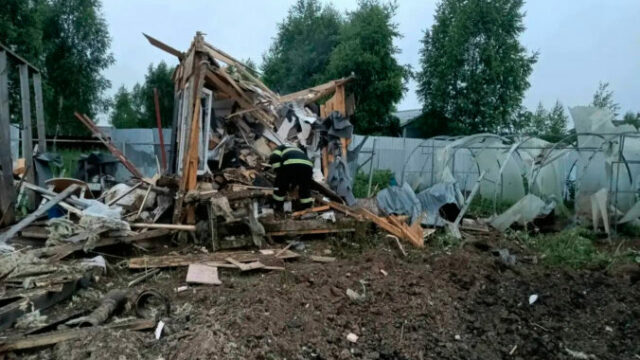 562269_russia_ukraine_drone_attack_9_816 676x507.jpg