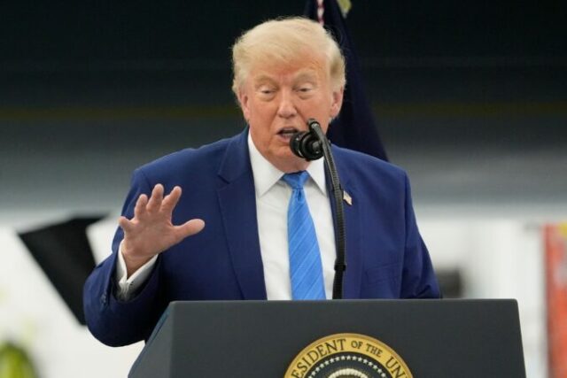 562290_trump_482_1 676x451.jpg