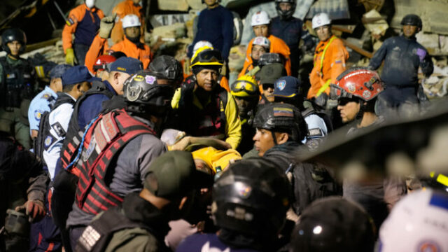 562844_venezuela_earthquake_9654_ 676x451.jpg