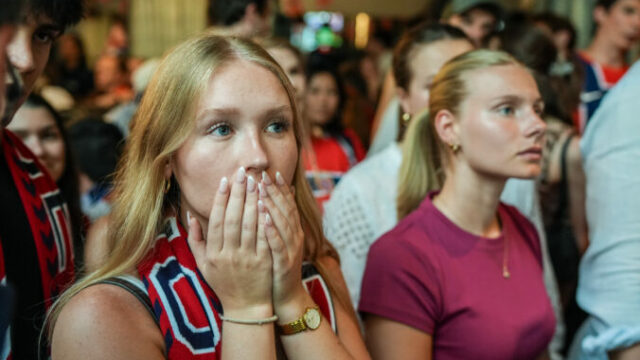 562904_new_york_wcup_soccer_reaction_7_459 676x451.jpg