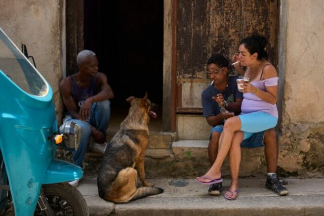 563076_cuba_daily_life_79895 676x451.jpg