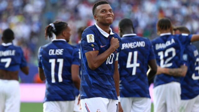 563107_sweden_france_wcup_soccer__3684 676x451.jpg
