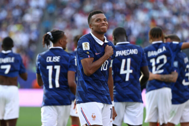 563107_sweden_france_wcup_soccer__3684 676x451.jpg