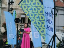 563155_viceprimatoka kosic lucia gurbalova na proteste scaled 1 676x507.jpg