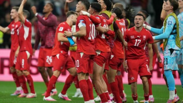 563241_algeria_switzerland_wcup_soccer_43_1 676x451.jpg