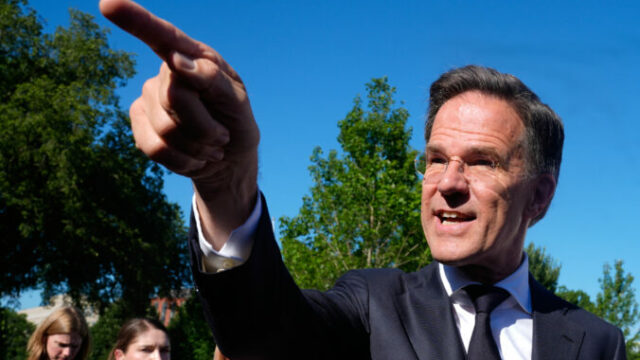 563293_trump_nato_rutte_86687 676x451.jpg