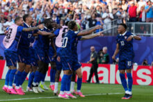 563370_paraguay_france_wcup_soccer__131 676x451.jpg