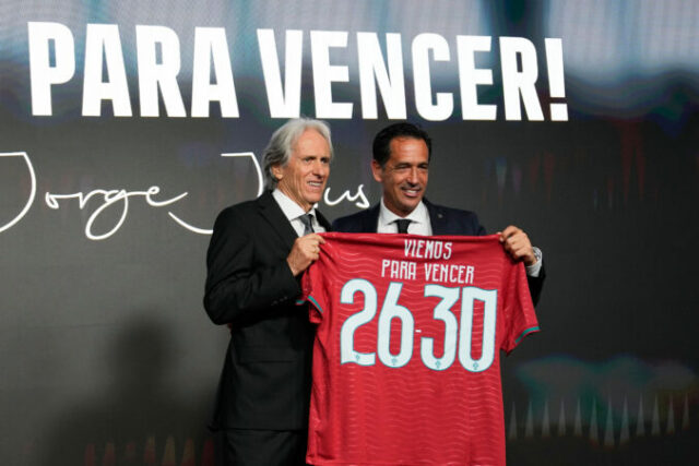 563854_portugal_jesus_soccer_98596 676x451 1.jpg