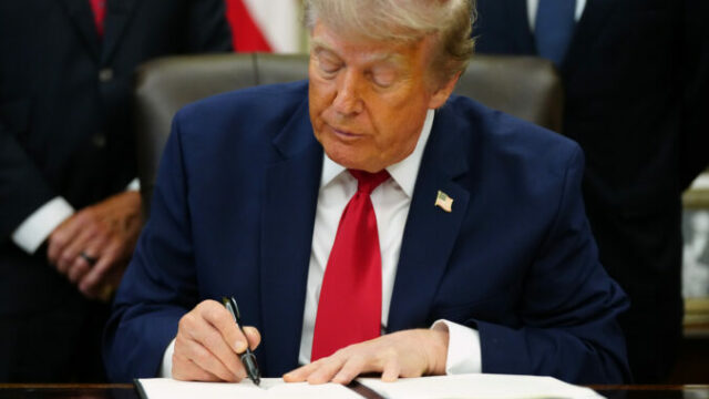 564015_trump_42181 676x451 1.jpg