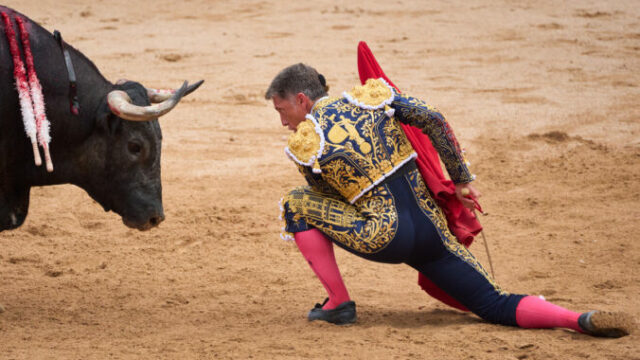 564057_spain_running_of_the_bulls_2_617 676x451 1.jpg