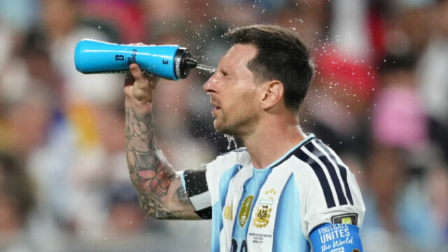 564061_switzerland_argentina_wcup_soccer_93383 676x451 1.jpg
