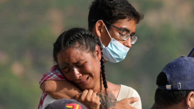 564315_aptopix_venezuela_earthquake_11325 676x451 1.jpg