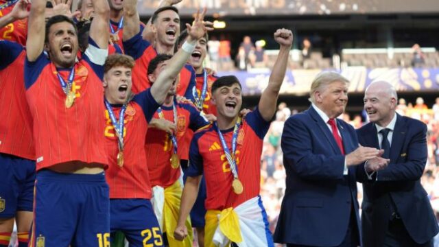 564535_aptopix_trump_wcup_soccer_58389 676x451 1.jpg
