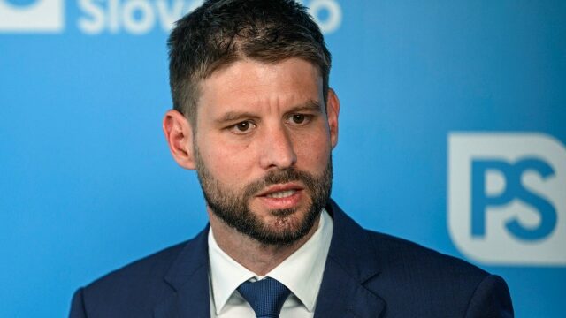 564557_simecka2.jpg