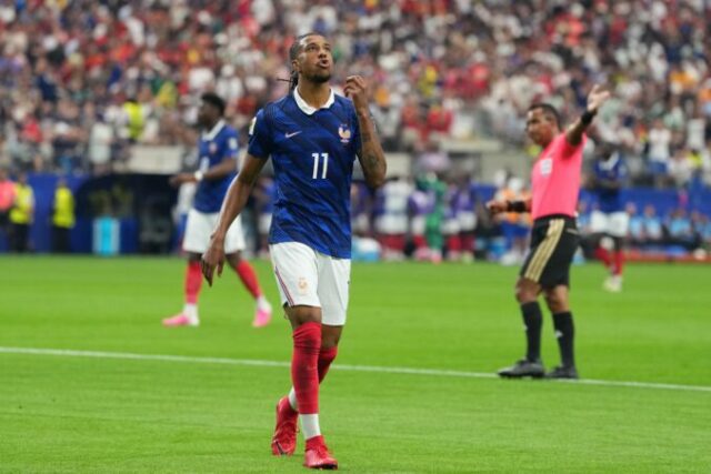 564660_spain_france_wcup_soccer_72_72 676x451 1.jpg