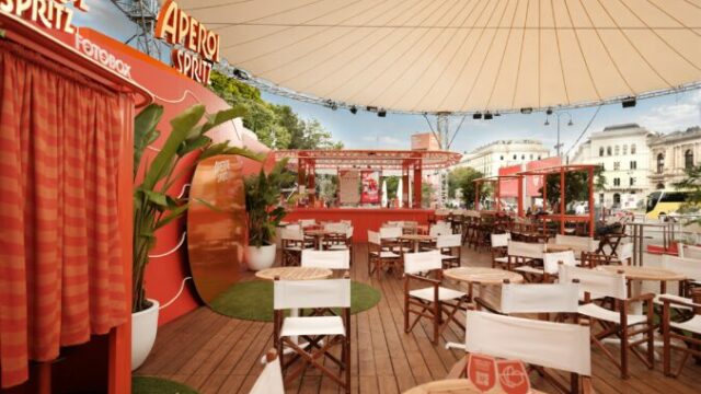 564901_01_aperol spritz piazza_zum jubilaeum praesentiert sich der sommer hotspot neu_c_dragan dok 676x507 1.jpg