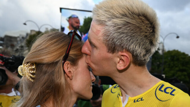 565023_tour_de_france_cycling_77915 676x451 1.jpg