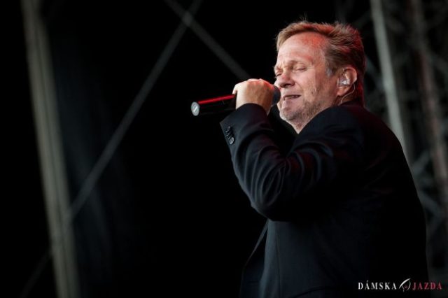 Spevák skupiny Vidiek Ján Kuric