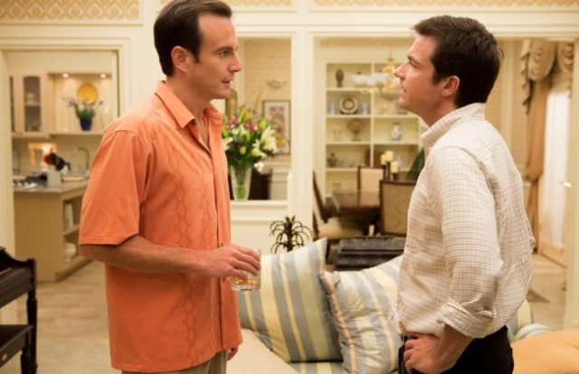 Will Arnett (vľavo) a Jason Bateman - scéna z filmu Šéfovia na zabiti
